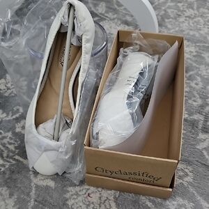 Cityclassified Women's White Comfort Shoes